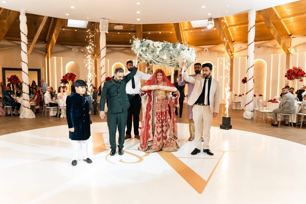 muslin wedding​